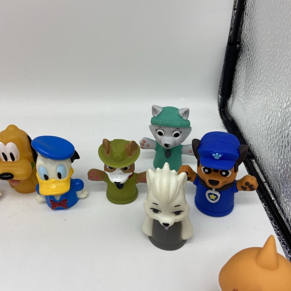 15pc Finger Puppet Lot Bluey Disney Donald Pluto Paw Patrol Baby Shark Animals - Picture 5 of 11